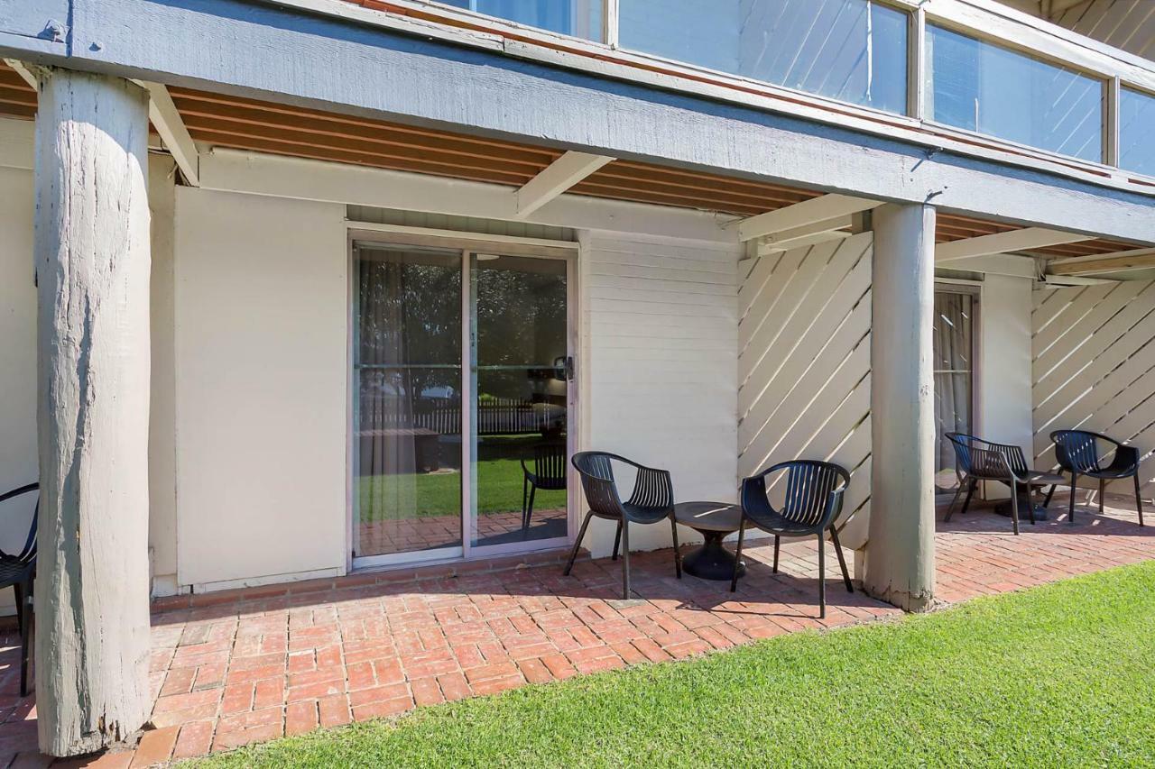 Black Dolphin Motel & Apartments Merimbula Luaran gambar